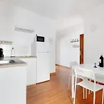 Appartement Aka
